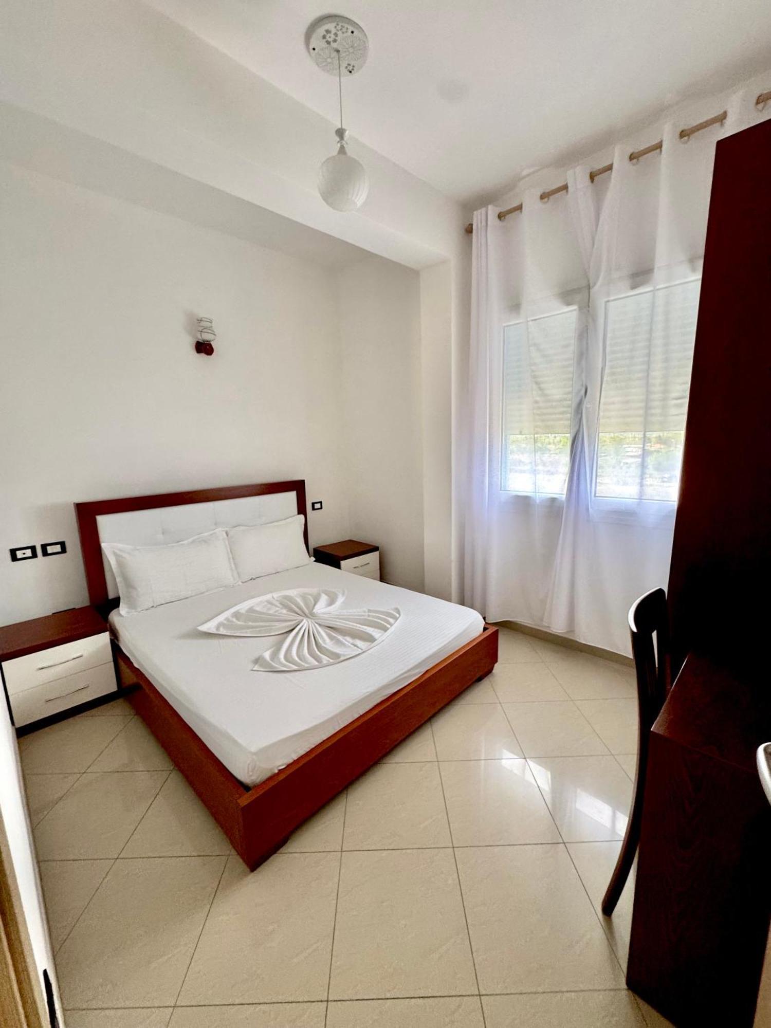 Blue Paradise Hotel Orikum Luaran gambar
