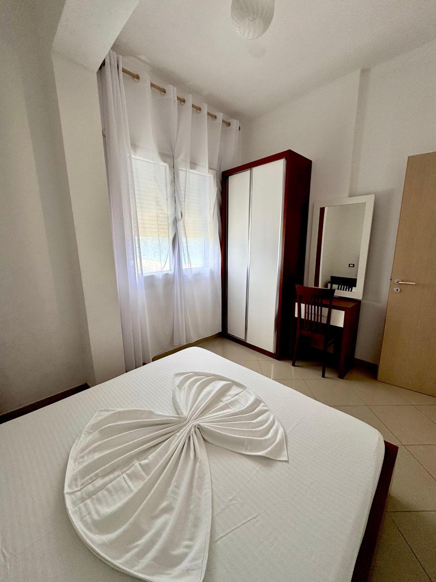 Blue Paradise Hotel Orikum Luaran gambar